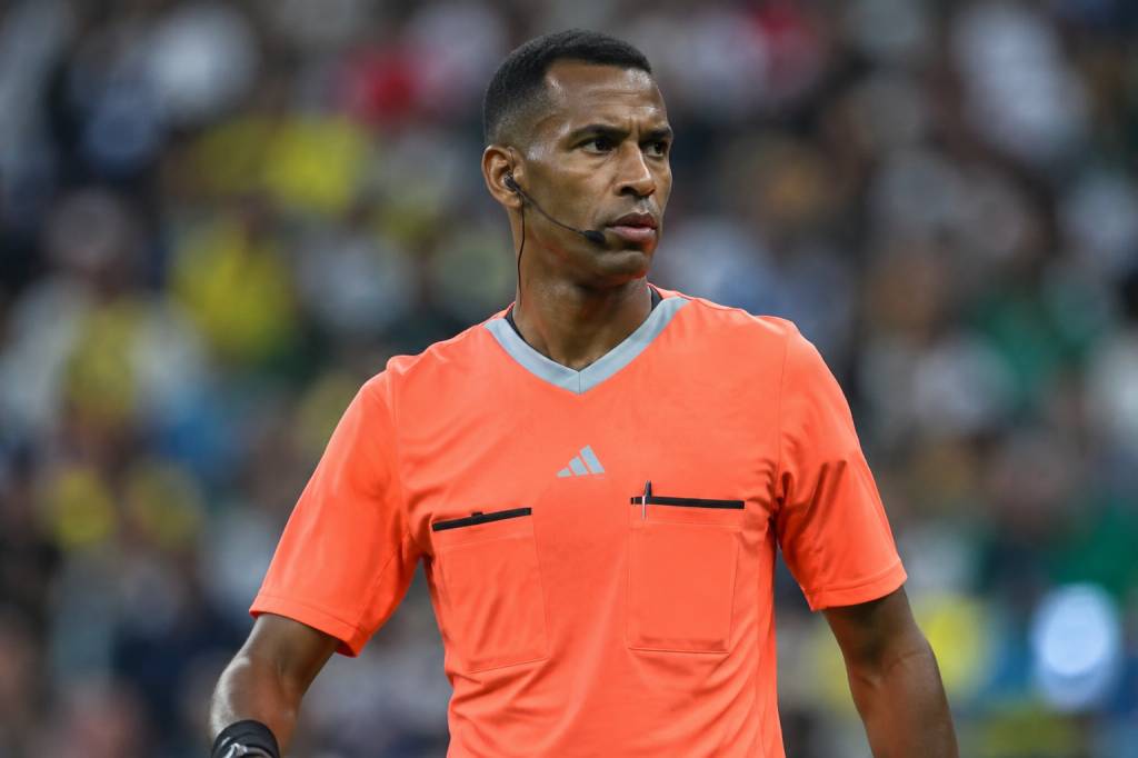 Arbitre finale CAN 2025 : qui dirigera le match décisif ?